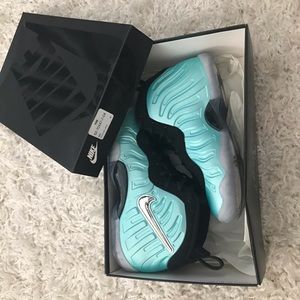 Nike little posite pro